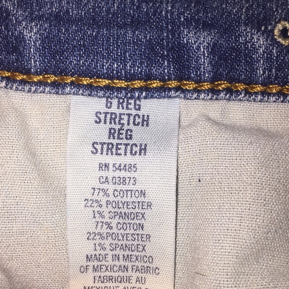 American eagle jean shorts -- size 6 - Picture 4 of 4