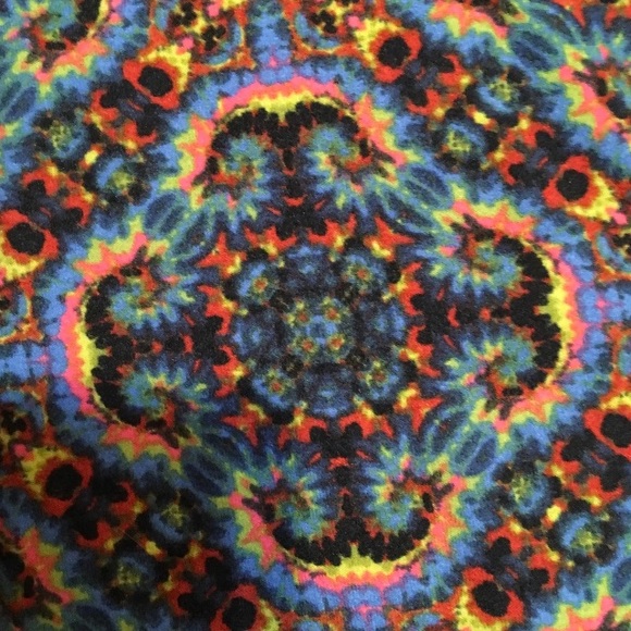 Rainbow Medallion TC Lularoe Leggings