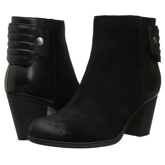 Clarks Palma Rylie black bootie EUC