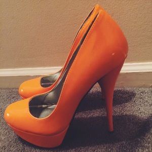 Deb Bright Orange Pumps