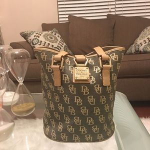 Dooney and Bourke bucket purse