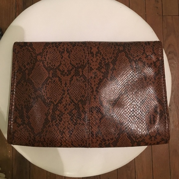 Clutch and crossbody bag python print - Picture 2 of 3