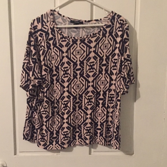 Forever 21 slight crop top