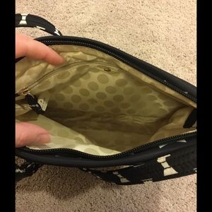 kate spade Bags - Kate Spade Nylon Flatiron crossbody with bow print kate spade Bags - Kate Spade Nylon Flatiron crossbody with bow print