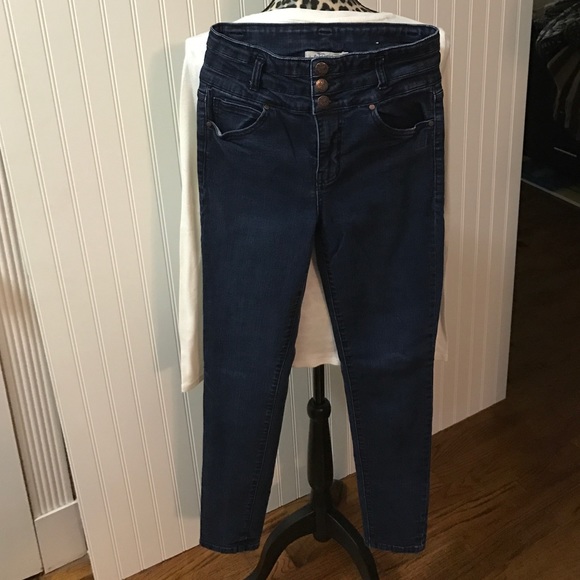 🚫SOLD🚫Hi rise button jeans - Picture 1 of 4