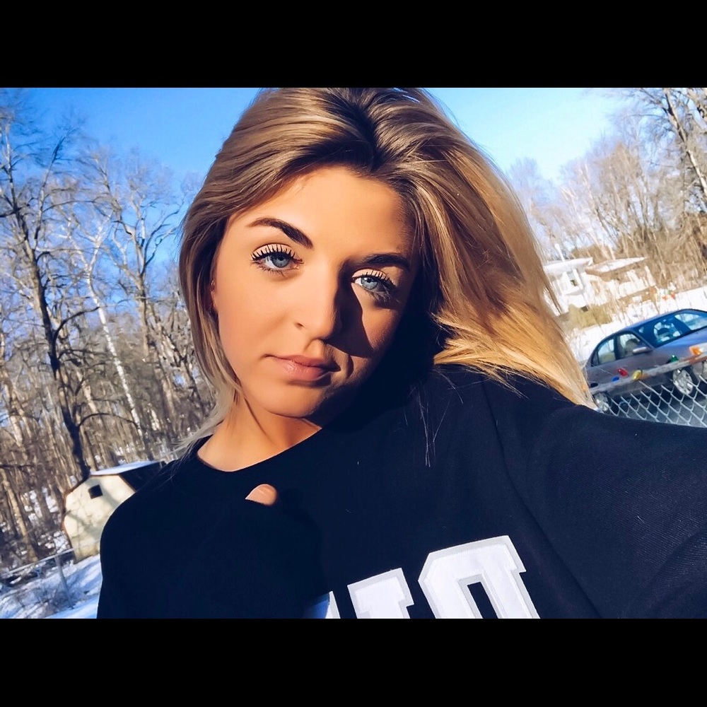 Meet your Posher, Jessica