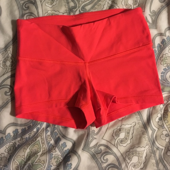 Lululemon boogie shorts