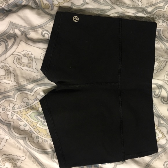 Lululemon boogie shorts