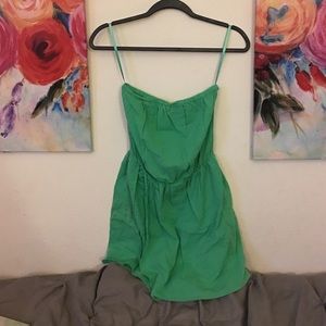 Green strapless dress