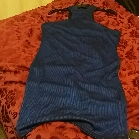 Dress - Picture 2 of 4