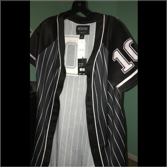 black jersey