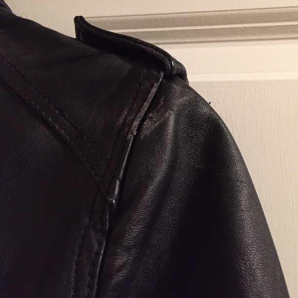 Leather jacket - Picture 4 of 4