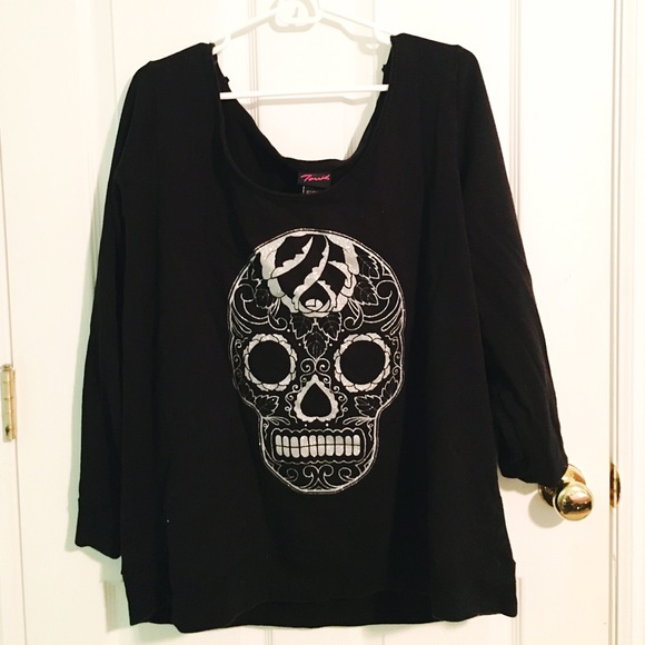 torrid Tops - GUC Glitter Skull Long-Sleeve Shirt torrid Tops - GUC Glitter Skull Long-Sleeve Shirt