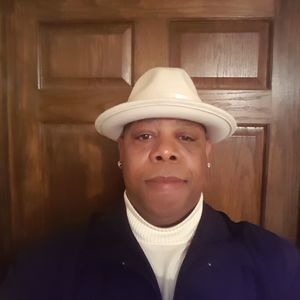 Meet your Posher, George