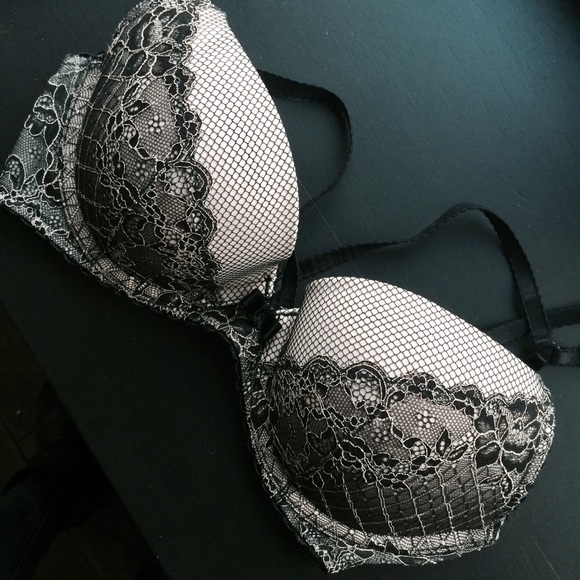 34C Victoria's Secret Bra Black, Pink Lace