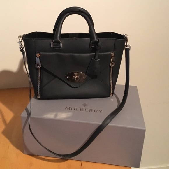 Black leather Mulberry purse