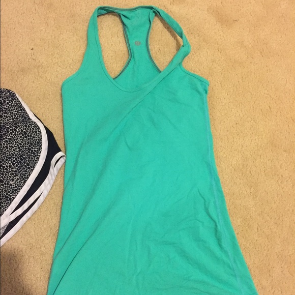 Lululemon tank top