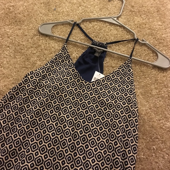 Banana Republic Tops - 💕Banana Republic Geometric tank Xs