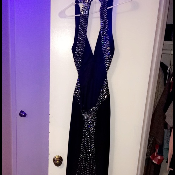 Dress - Picture 2 of 2