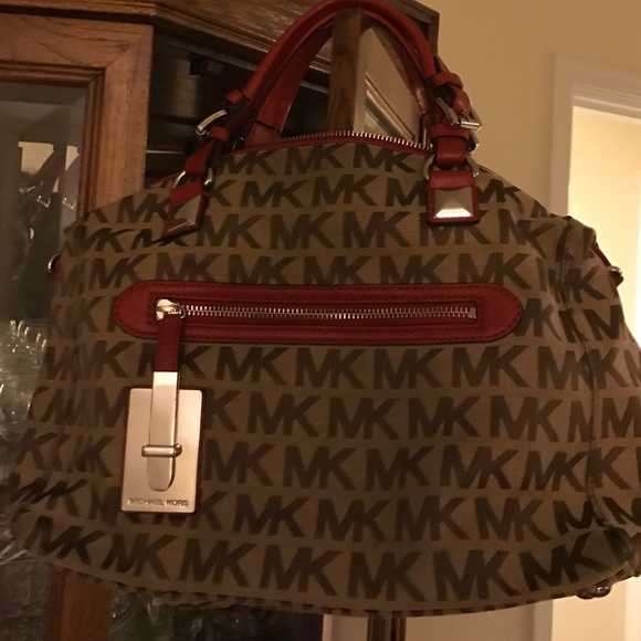 MK 👛