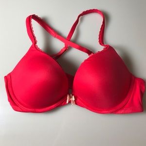 32 C Victoria Secret Body By Victoria Bra