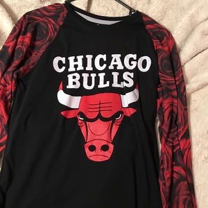 Chicago bulls long sleeve shirt.