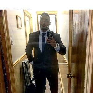 Meet your Posher, Efrin