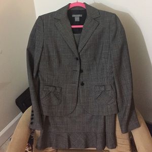 Black and white houndstooth Ann Taylor suit