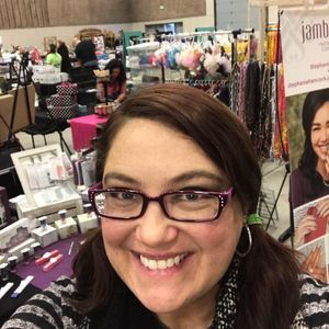 Meet your Posher, Stephanie