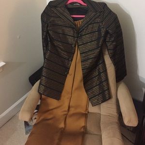 Two-piece gold / bronze pantsuit