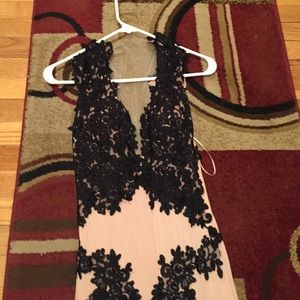 Jovani Prom Dress, Almost new, size 2 US W.