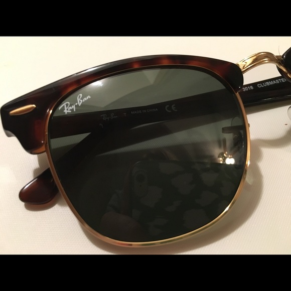 Ray-Ban Clubmaster Sunglasses - Picture 2 of 3