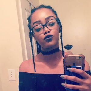 Meet your Posher, Hadassah