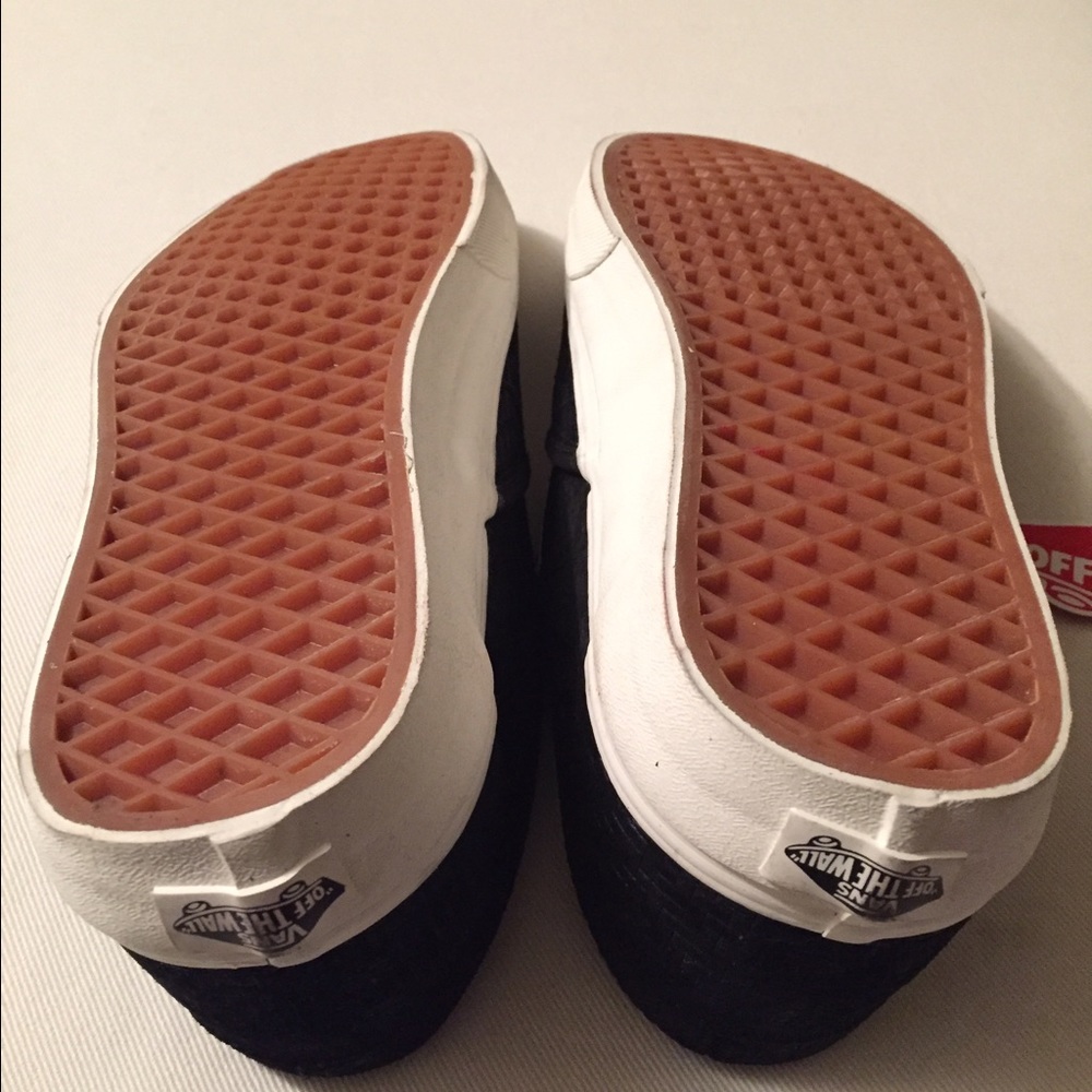 VANs NWB Black Braided Suede Slip-ons - Picture 5 of 5