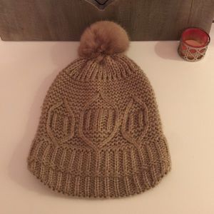 New Surell Camel Faux Fur Pompom hat