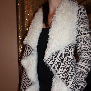 NWT LF faux fur jacket S/8