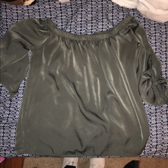 olive green silk shirt - Picture 1 of 2