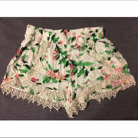 White floral shorts