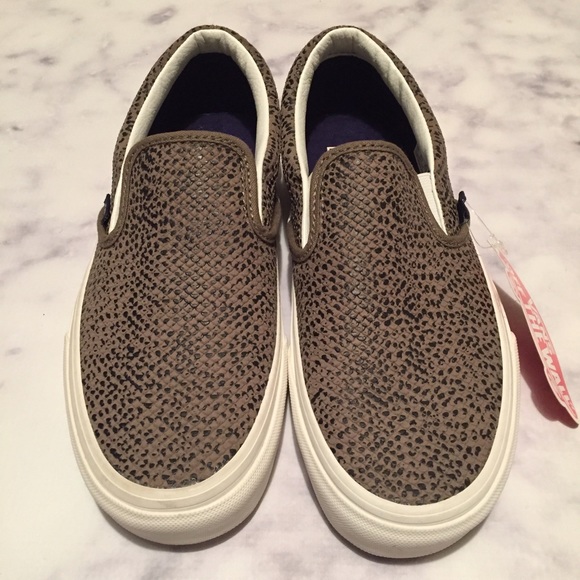 VANs NWB Cheetah Suede Slip-ons - Picture 2 of 4