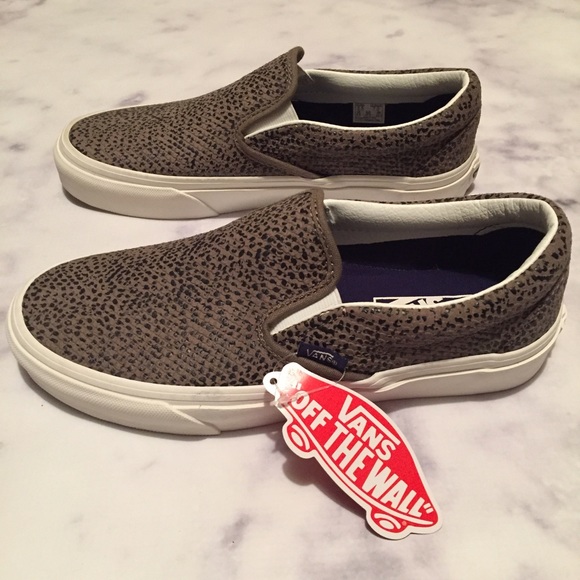 VANs NWB Cheetah Suede Slip-ons - Picture 3 of 4