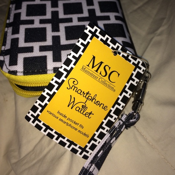 Patterned Smartphone Wallet - Picture 3 of 3