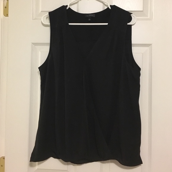 Black wrap top