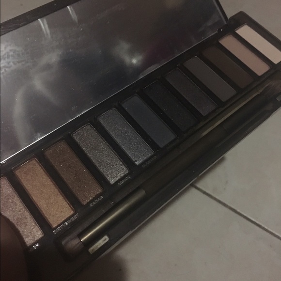 Naked Smoky Palette
