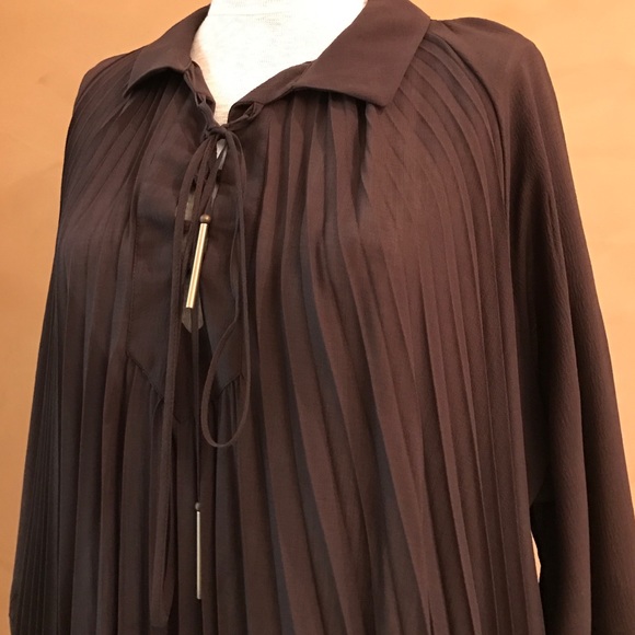 Pleated tunic - Picture 2 of 4