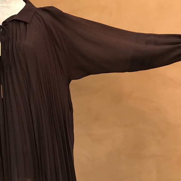 Pleated tunic - Picture 3 of 4