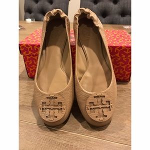 NWT Tory Butch Reva Flats