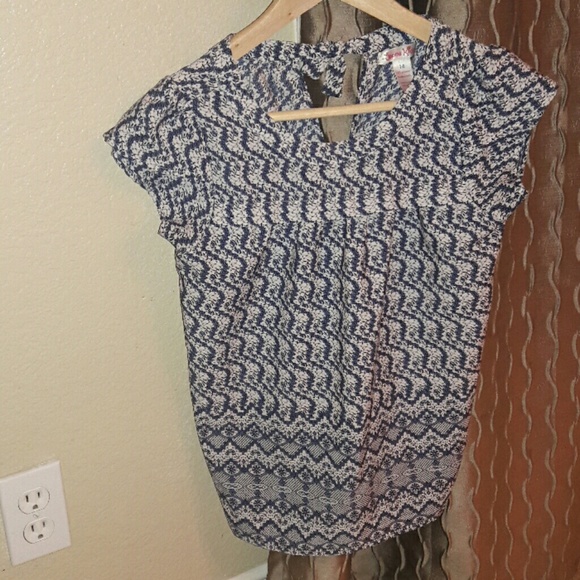 Girls top size 14