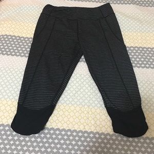 Kyodan Pants - Kyodan Capri Length Workout Leggings Kyodan Pants - Kyodan Capri Length Workout Leggings