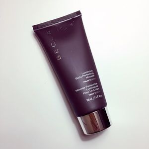 Becca luminous body perfecting mousse