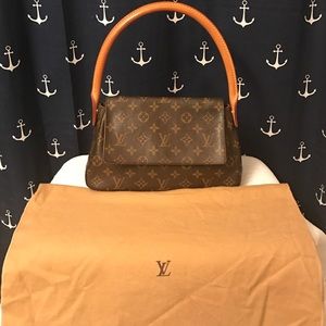 Louis Vuitton mini looping bag
